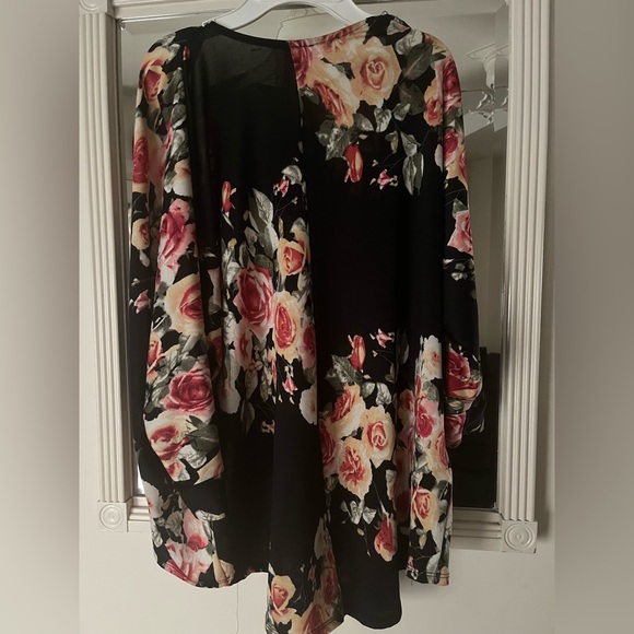 Cardigan - Picture 2 of 2